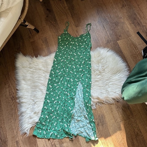 REFORMATION Crimini Dress In Pico Green Floral - Picture 4 of 7
